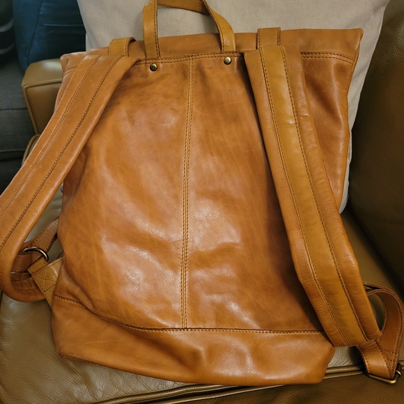 Vilencia Holland Unisex Backpack - Picture 3 of 9